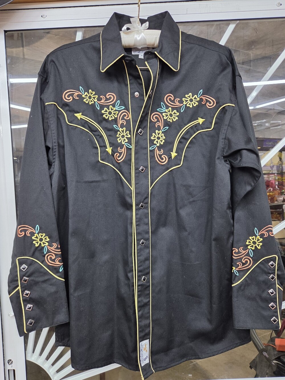 Panhandle Slim Embroidered Western Snap Shirt Black Floral Medium